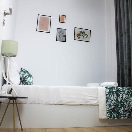 Downtown 4 Apartment อเล็กซานโดรโพลิส ภายนอก รูปภาพ